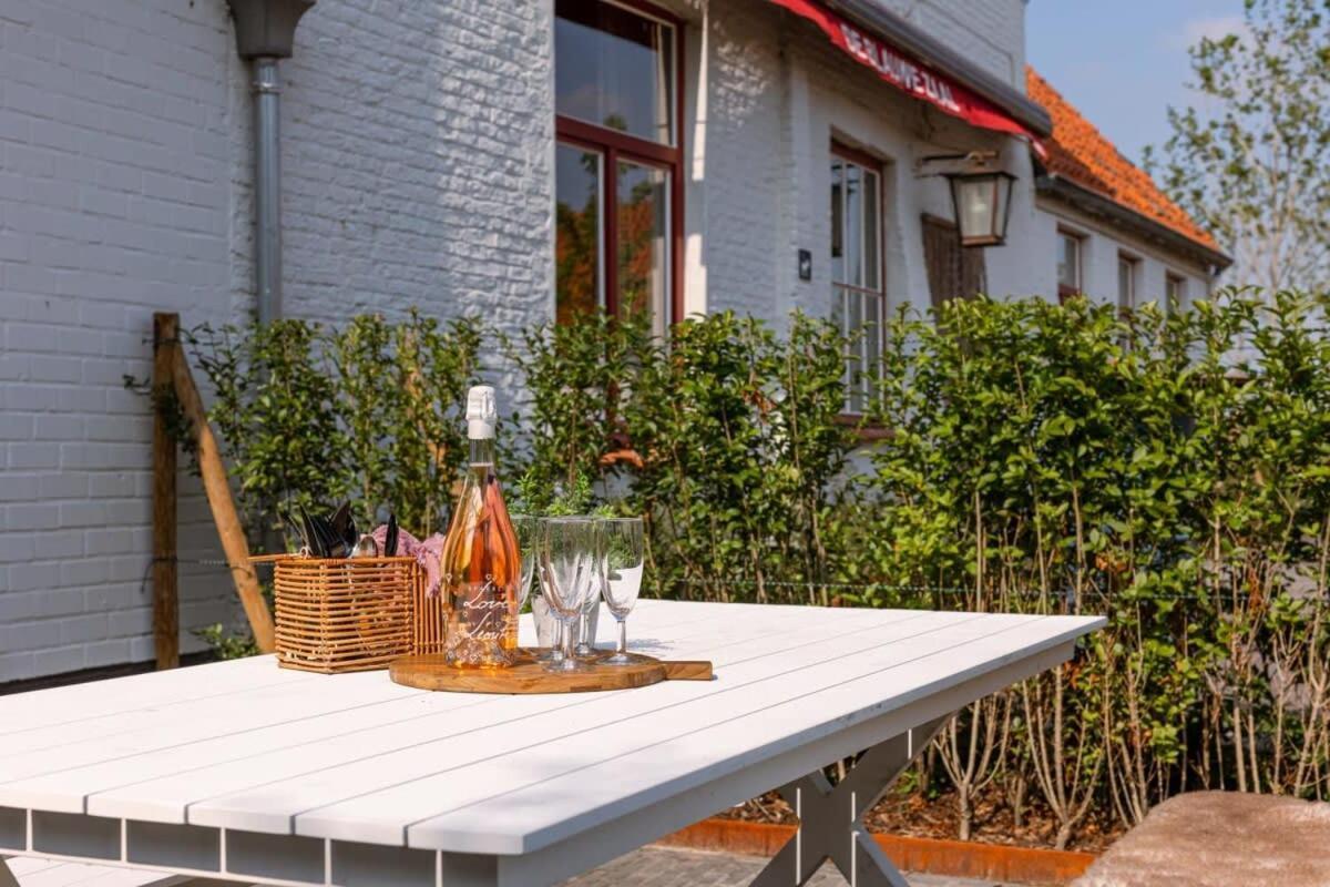 Huswell - Lord - Charming Double Room At Ranch "De Blauwe Zaal" Bruges Exterior photo